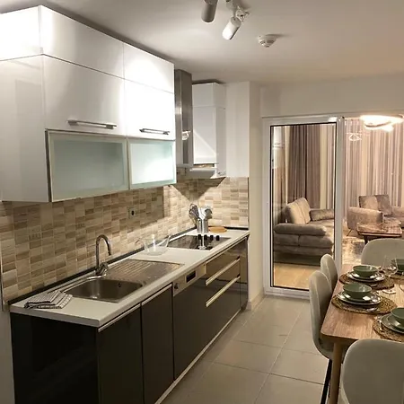 Panorama Sky & Wellness Apartment